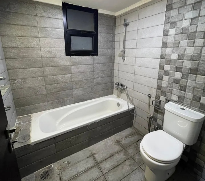 Investment apartment for rent in Salmiya